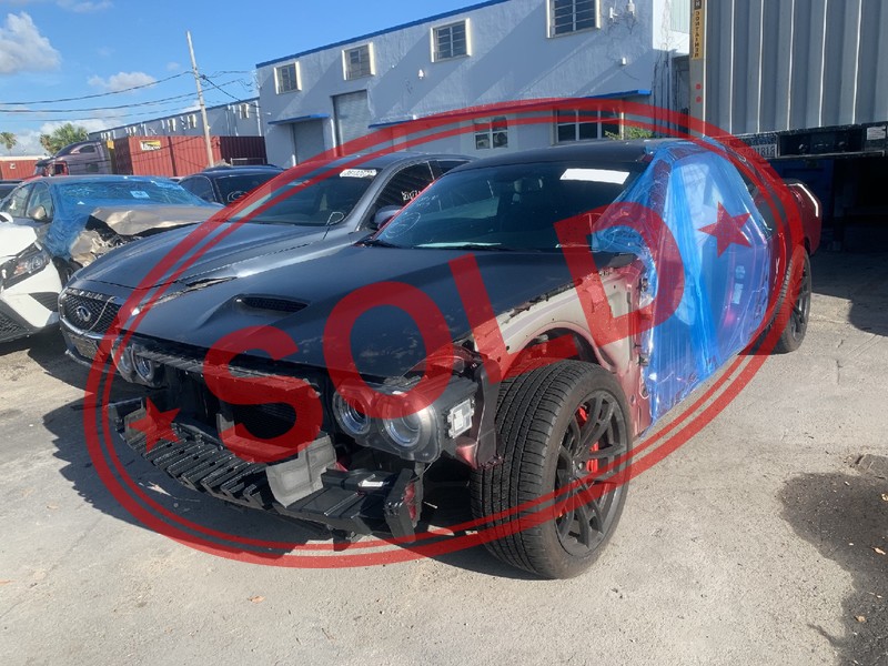 2018 dodge challenger zabiera sam 2