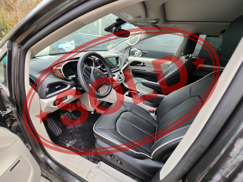 2022 chrysler pacifica 7