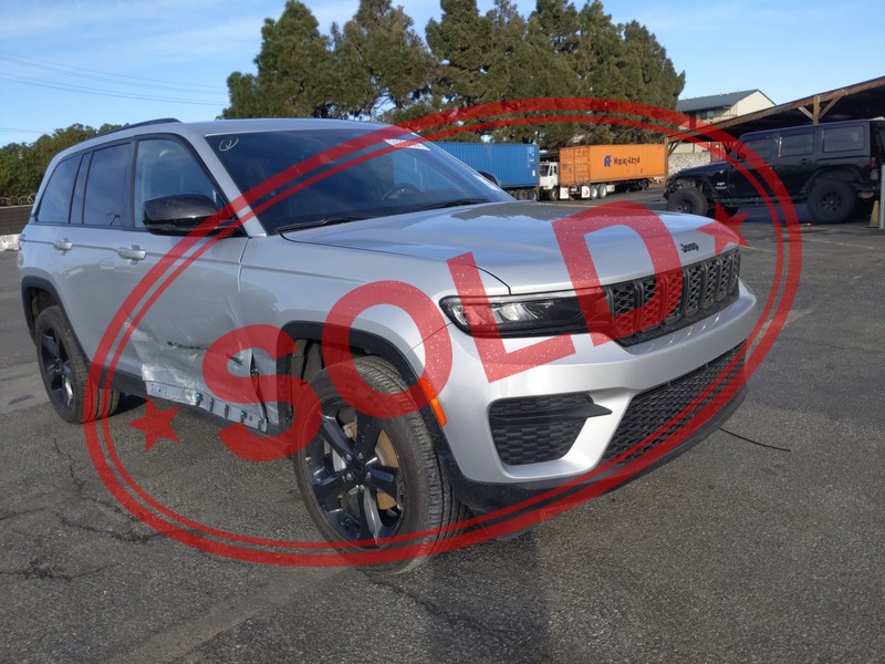 2022 jeep grand cherokee laredo 4