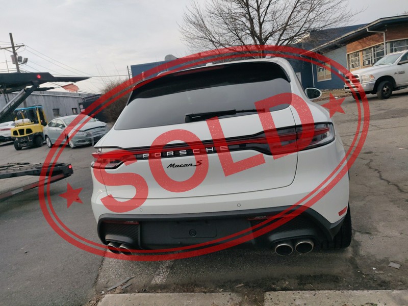 2022 porsche macan s 11