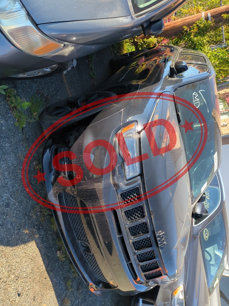 2021 jeep grand cherokee srt 8 33