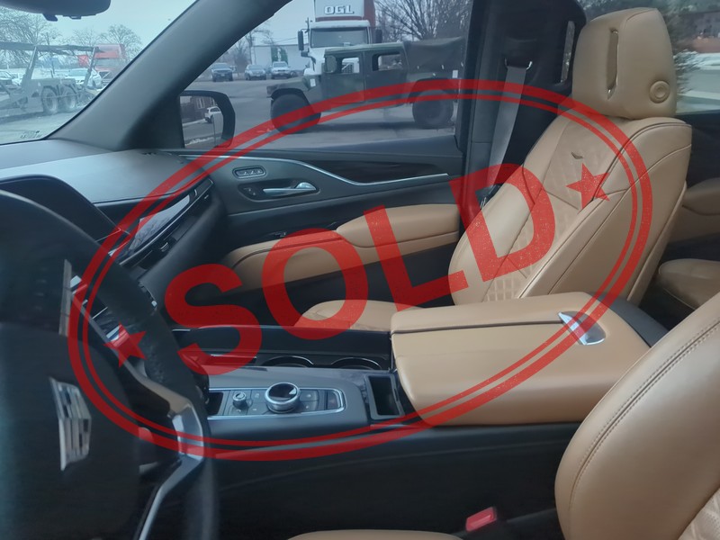 2022 cadillac escalade 18