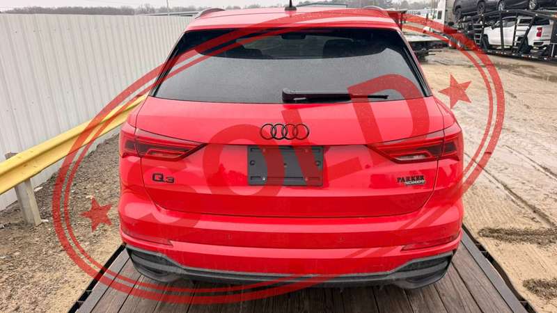 2024 audi q3 p 14
