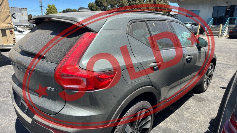 2026 volvo xc40 14