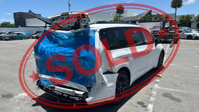 2025 chrysler pacifica 16